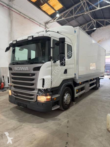 Camión furgón Scania