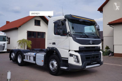 Камион Volvo FMX FMX FM 6X2 EURO 6 RAMA DO ZABUDOWY OŚ SKRĘTNA PODNOSZONA SCANIA