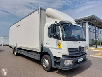 MercedesAtego1218