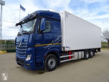 MercedesActros2542