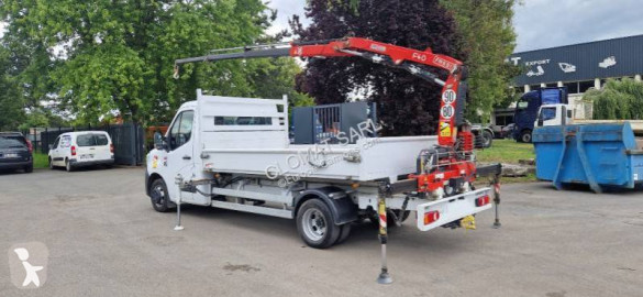 Utilitaire plateau ridelles Renault