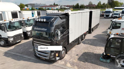 Хенгер фургон Volvo