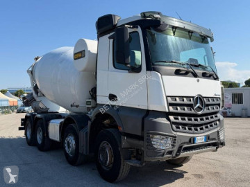 Camion Mercedes Arocs 4145
