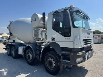 Kamion beton frézovací stroj / míchačka Iveco