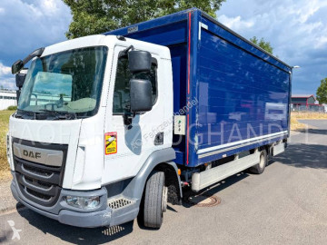 Camión furgón transporte de bebidas DAF
