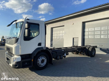 Камион шаси Volvo