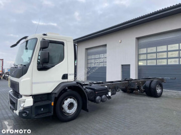 Камион шаси Volvo