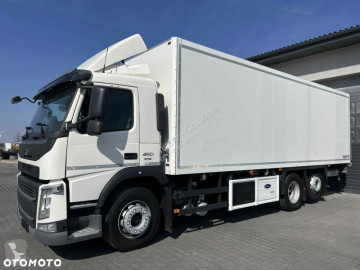 Камион Volvo FM VOLVO 450 CHŁODNIA SCHMITZ CARRIER OŚ SKRĘTNA