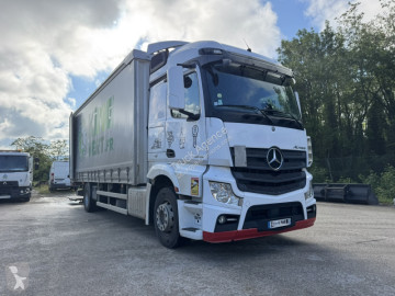 Mercedes