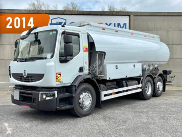 Lastbil tank råolja Renault