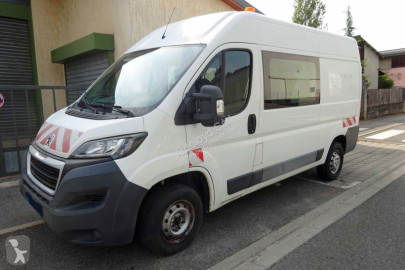 Lastbil transportbil Peugeot