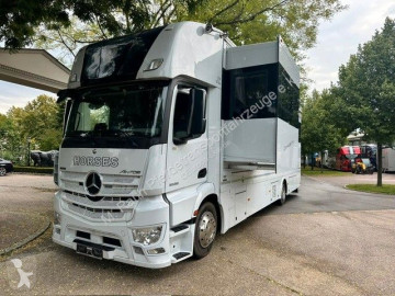Mercedes