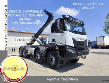 Lastbil polyvagn Iveco ny