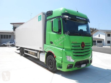 MercedesActros2542