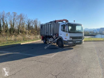 MercedesAtego1222