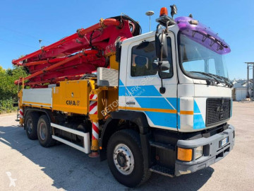 Камион MAN DF 33.362