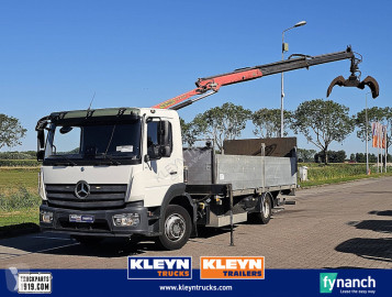 Камион кран Mercedes