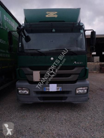 Camion Teloni scorrevoli (centinato) Mercedes