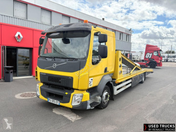Камион автовоз Volvo