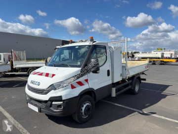 Ciężarówka wywrotka budowlana Iveco