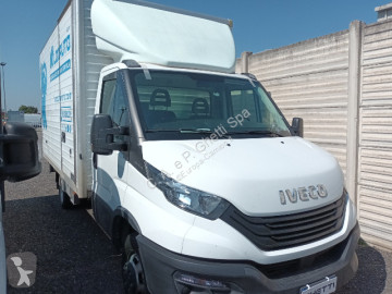 Камион фургон Iveco