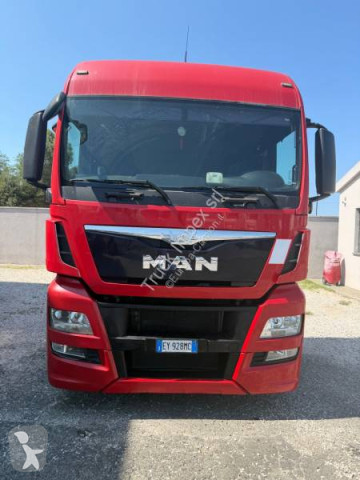 Камион контейнеровоз MAN