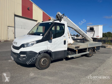 Con plataforma Iveco