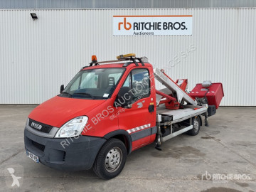 Utilitaire nacelle Iveco