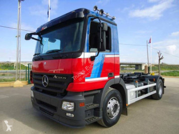 Камион мултилифт с кука Mercedes