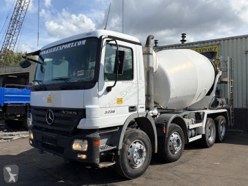 Kamion beton frézovací stroj / míchačka Mercedes