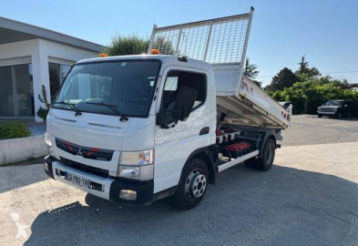 Camión volquete Mitsubishi Fuso