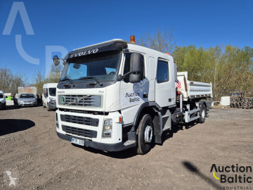 Камион самосвал Volvo