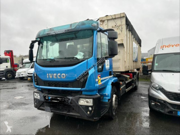 Камион мултилифт с кука Iveco