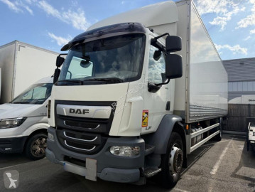 Camion fourgon DAF