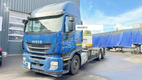 Iveco container truck