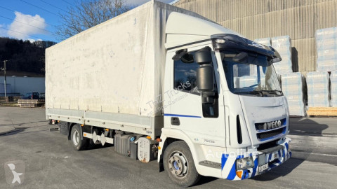 Iveco tautliner truck
