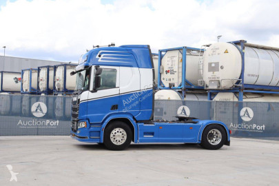 Camión chasis Scania