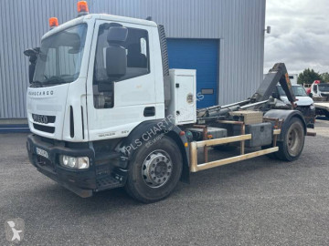 IvecoEurocargo180 E 28 K tector