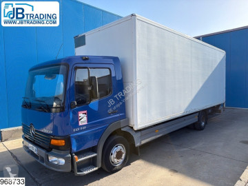 شاحنة Mercedes Atego 1018 MBB