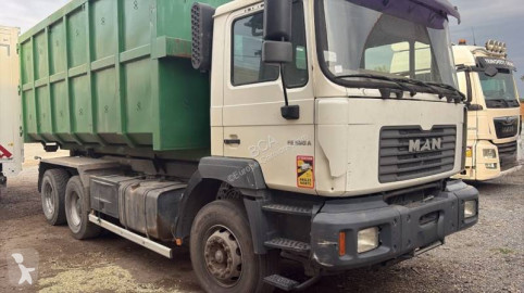 MAN hook arm system truck