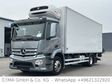 شاحنة برّاد Mercedes
