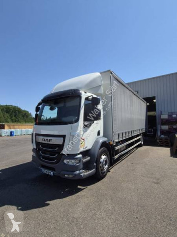 شاحنة DAF LF 320