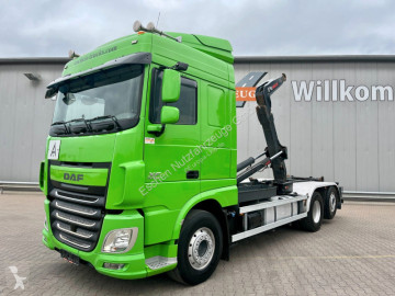 Camião multi-basculante DAF