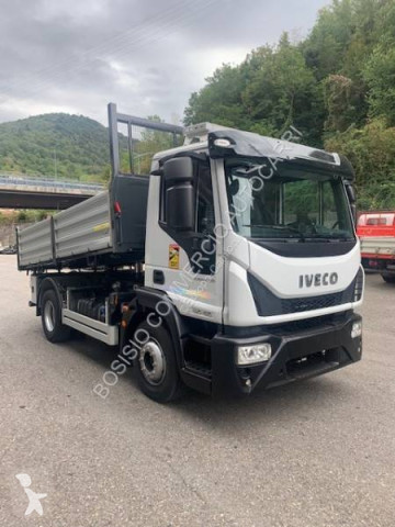 Camion tri-benne Iveco