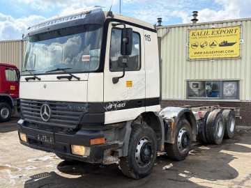 Camion châssis Mercedes