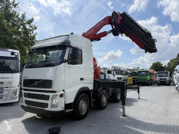 Camion benne Volvo
