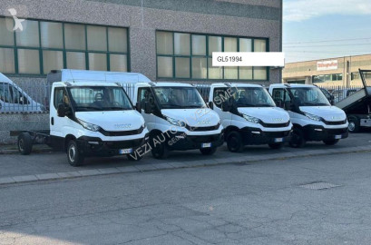 Camión chasis Iveco