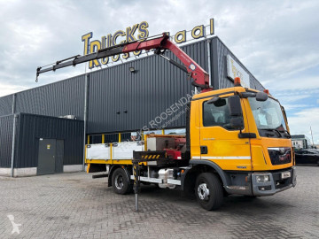 Camion grue MAN