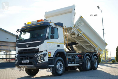 Camion benne Volvo