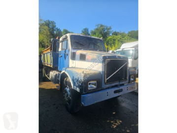 Camion benne TP Volvo